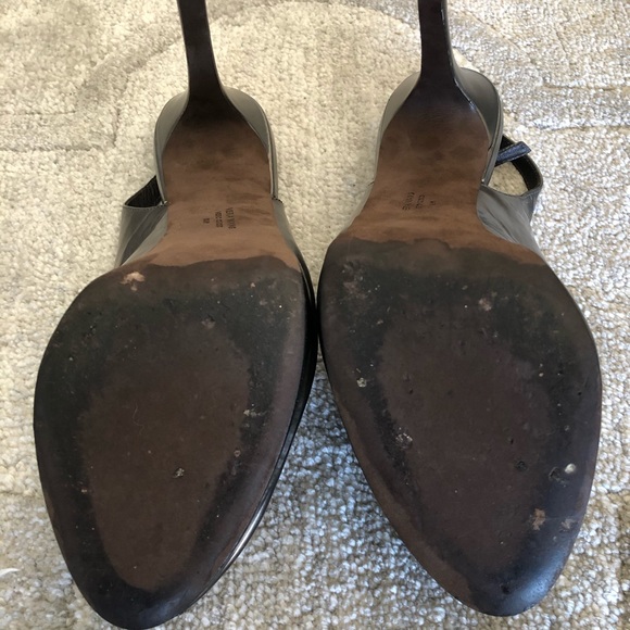 Vera Wang peep toe high heels, gunmetal & beads - Picture 6 of 6